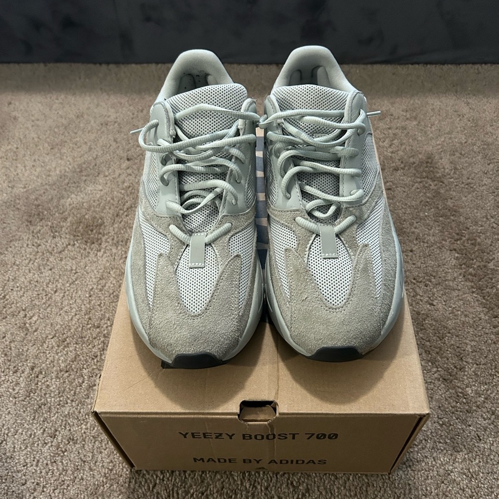 Yeezy Boost 700 “Salt”